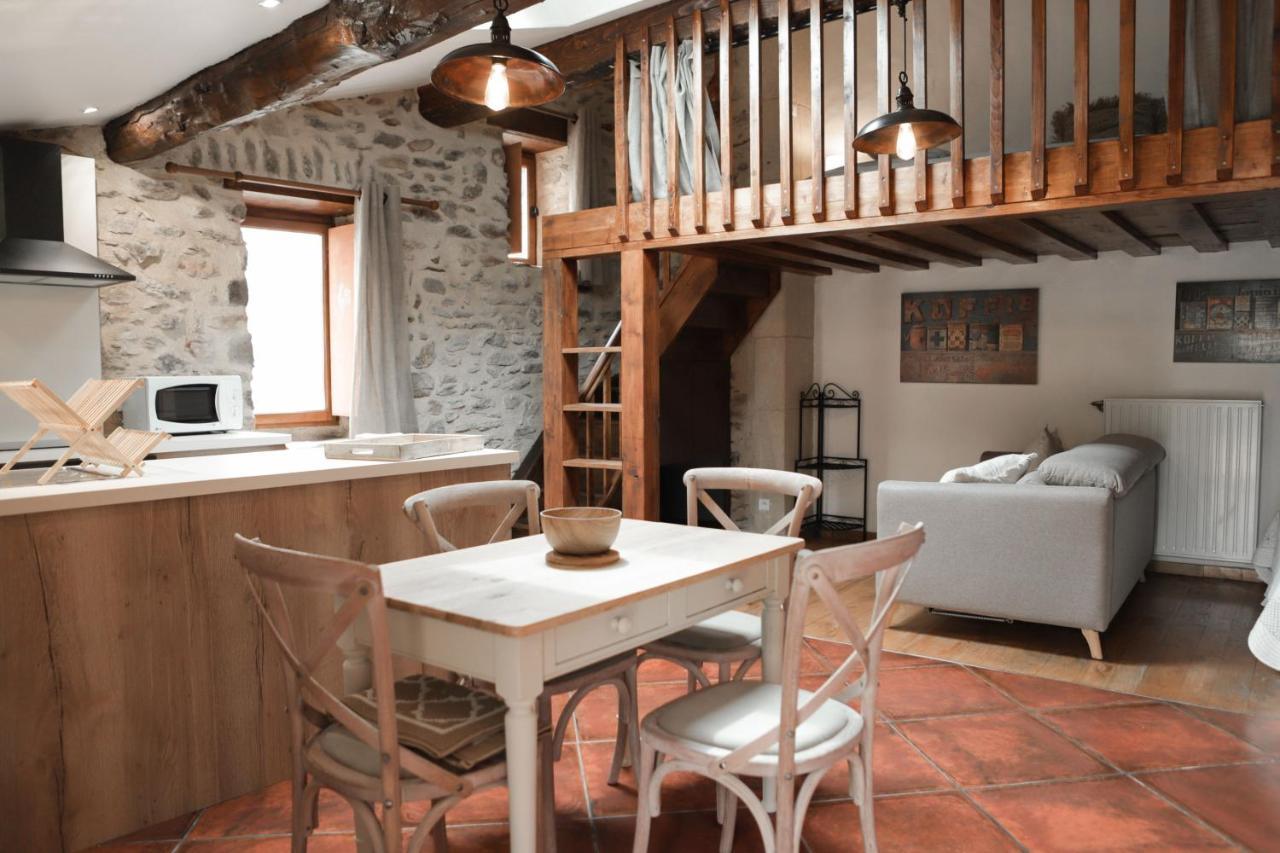 Maison D'Hotes Le Hameau De La Mure Saint-Laurent-du-Pape المظهر الخارجي الصورة